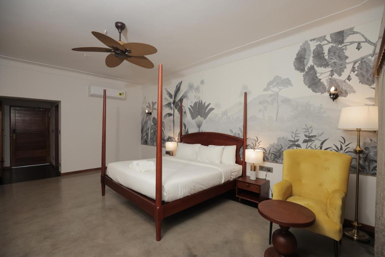 Prasanthi Hotel Коллам Екстер'єр фото